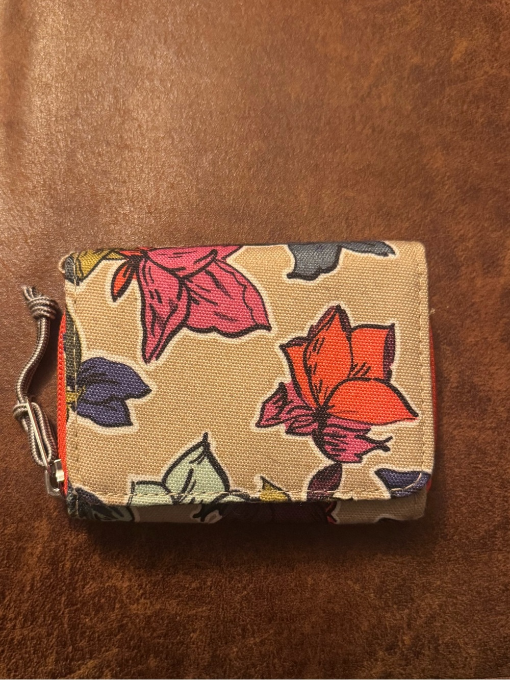 Vera Bradley Wallet with Multicolor Floral Print - Picture 1 of 3
